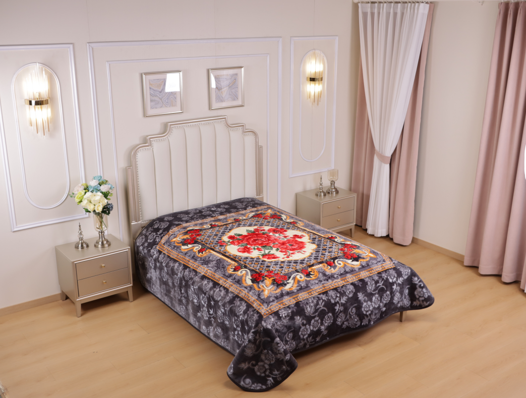 1 Ply Flower Luxury Weighted Blanket – Soft, Warm & Stylish