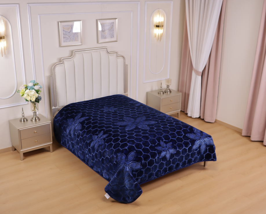 1 Ply Flower Luxury Weighted Blanket – Soft, Warm & Stylish