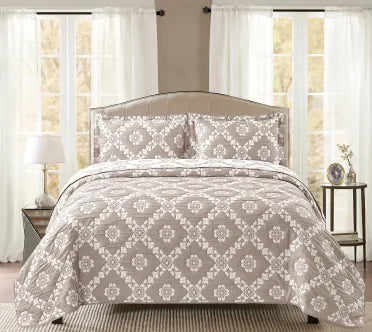 Capri 3-Piece Bedsheet Set - Stylish Curtains