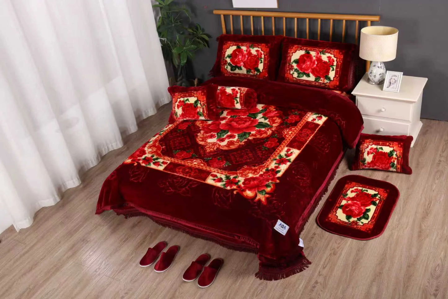12-Piece Premium Velvet Blanket Set - Stylish Curtains