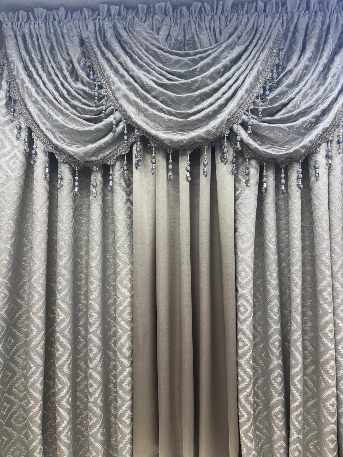 Maxine 6-Piece Silver Curtain Set with Regency Gray Middle Panel - Stylish Curtains