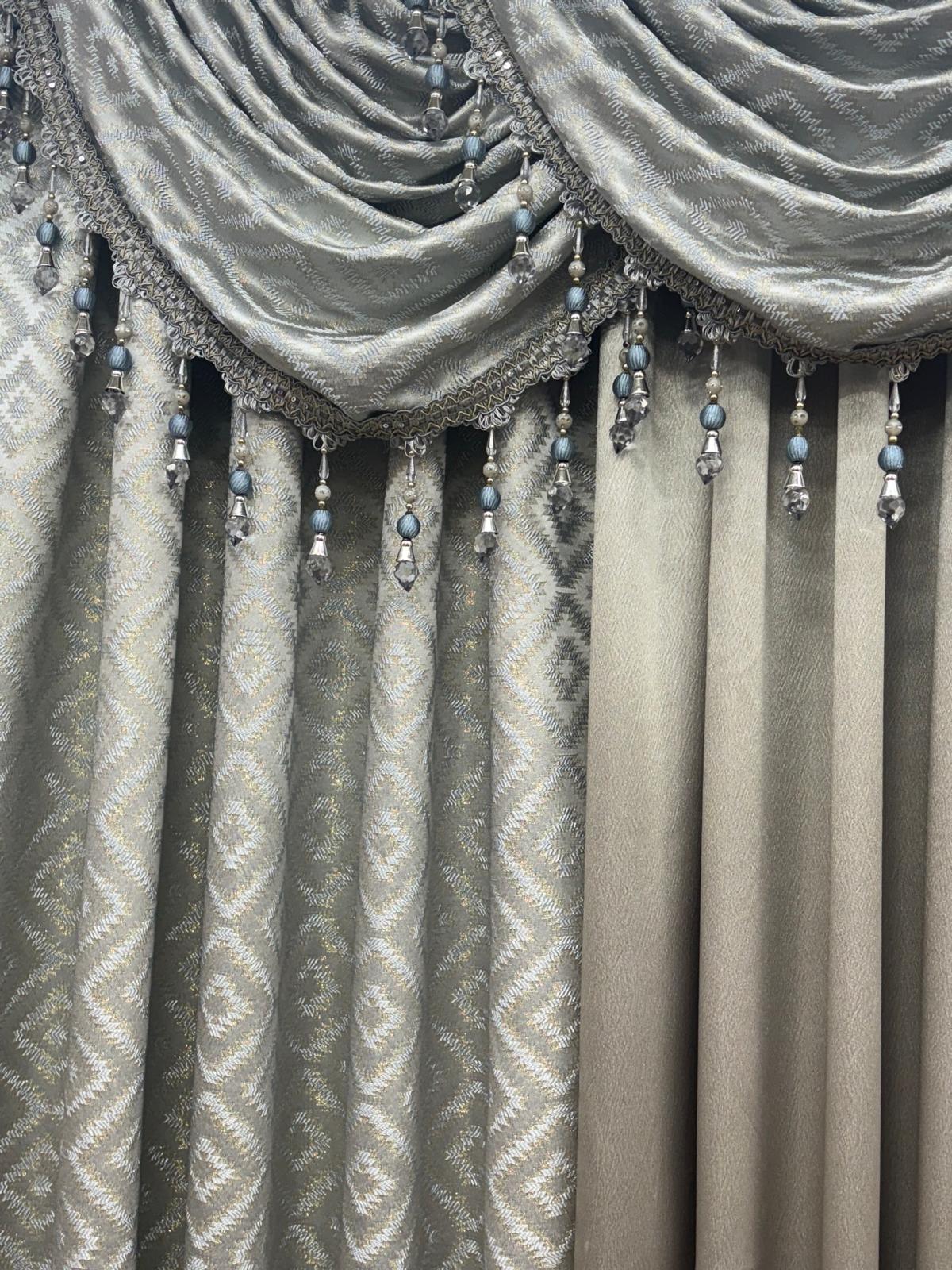 Maxine 6-Piece Silver Curtain Set with Regency Gray Middle Panel - Stylish Curtains