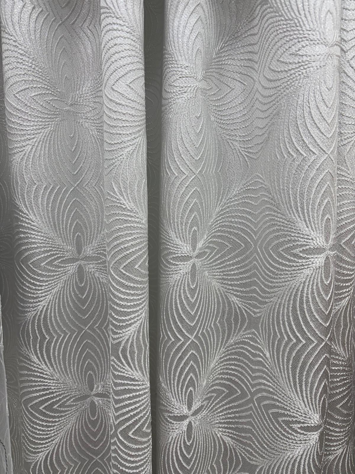 Margo 6-Piece Luxury Curtain Set With Amy Center Panel – White