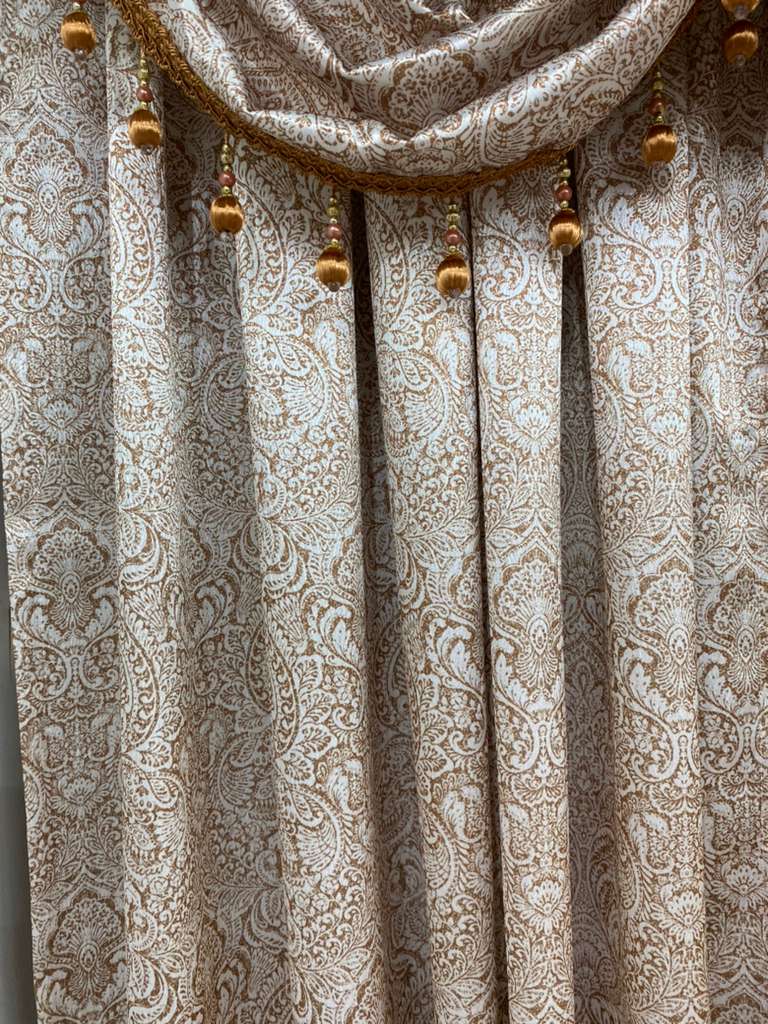 Vivi 11-Piece Luxury Curtain Set With Ruthland Panels & Backing - Stylish Curtains