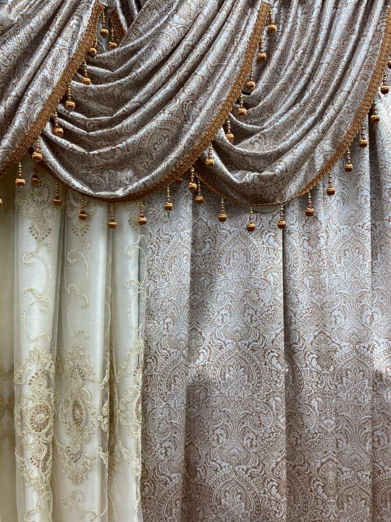 Vivi 11-Piece Luxury Curtain Set With Ruthland Panels & Backing - Stylish Curtains