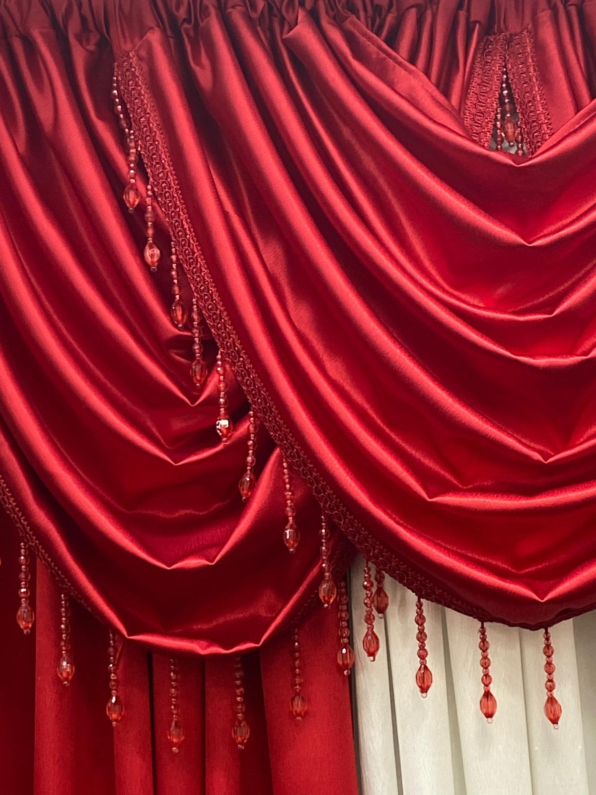 Regency 6-Piece Jacquard Curtain Set – Red & White - Stylish Curtains