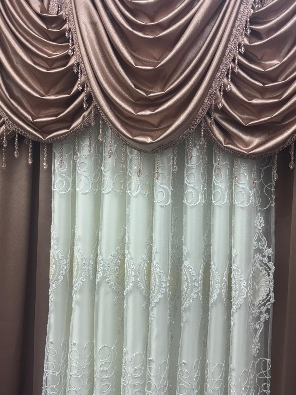 Regency Blush 11-Piece Luxury Curtain Set with Veronica Center Panels - Stylish Curtains