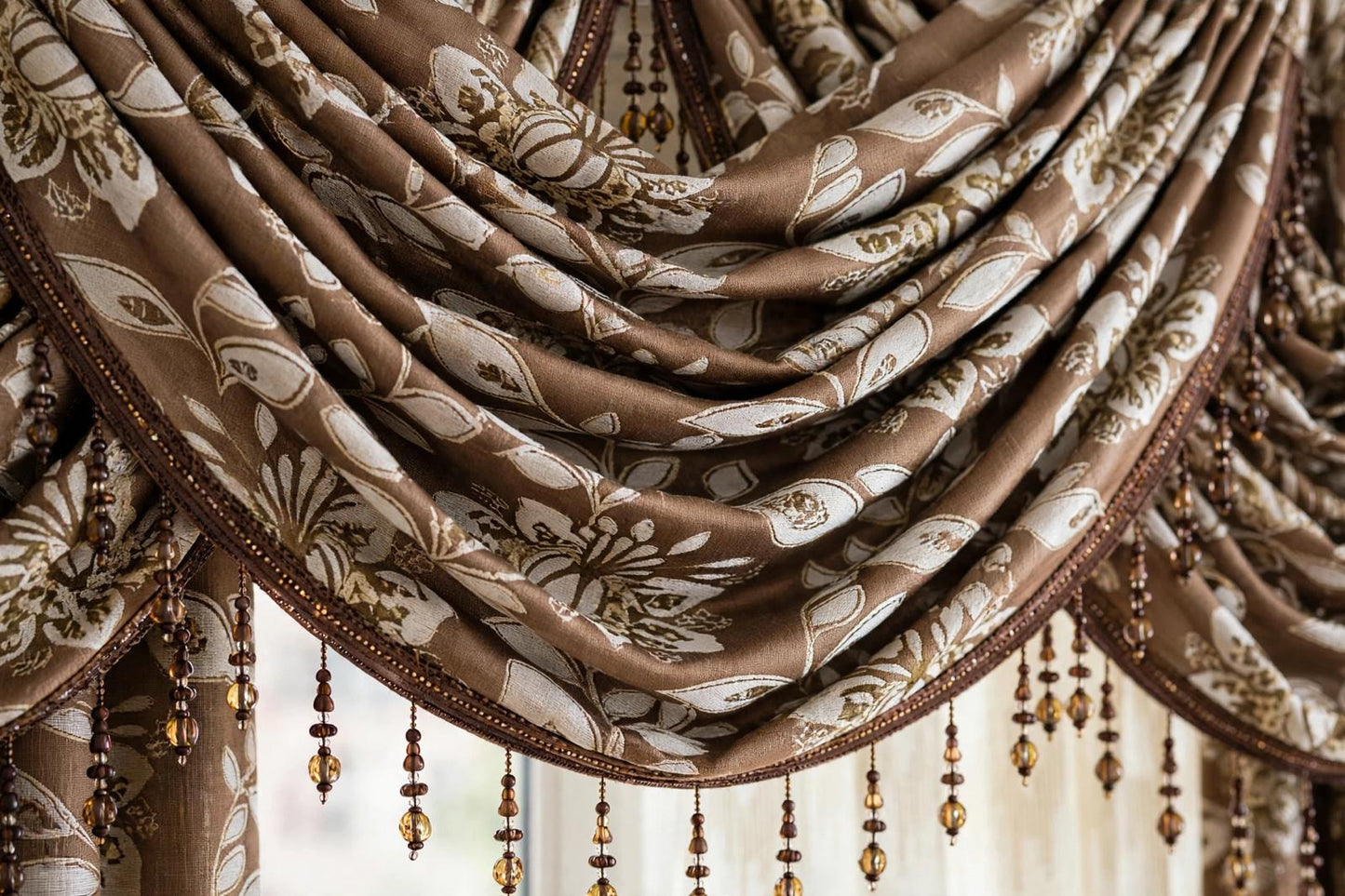 Magnolia Brown 7-Piece Luxury Curtain Set with CASSI Center Panel